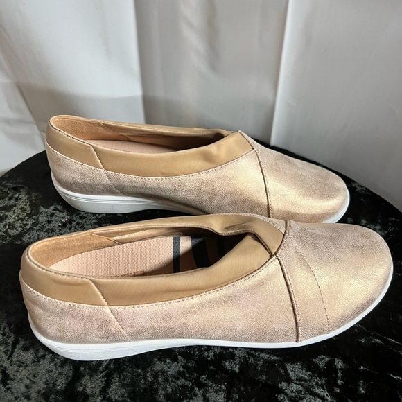 Copper Fit Restore Slip-on Loafers. Size 10 - Picture 3 of 7